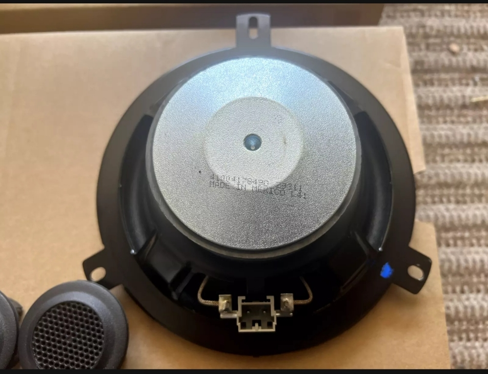 Jeep Wrangler OEM Speakers - 1