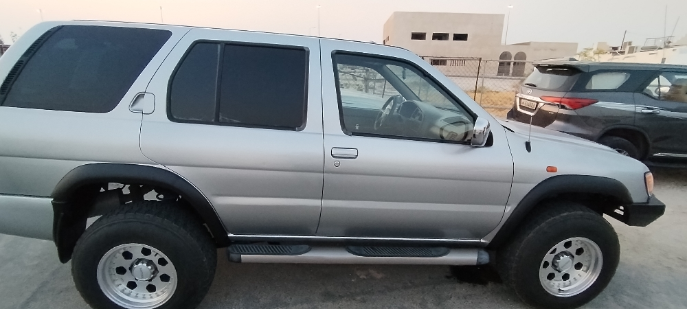 نيسان باثفايندر 2005 معدل - 6