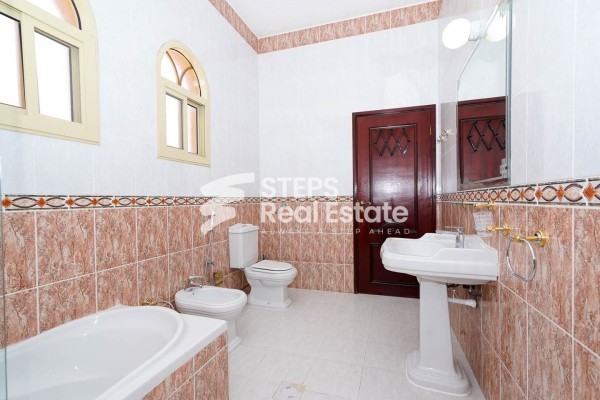 Semi-Commercial Villa for Sale - 4