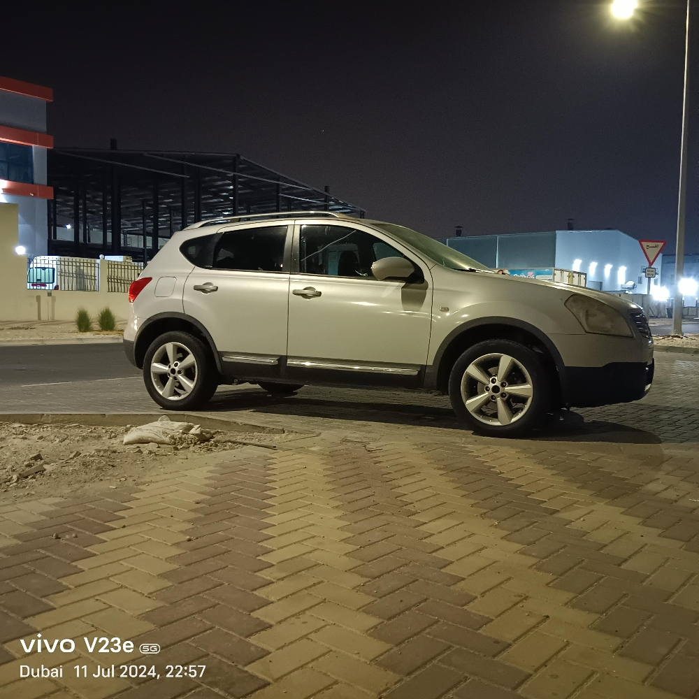 Nissan Qashqai - 2