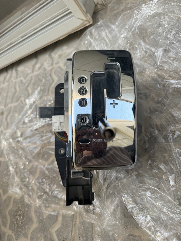 nissan patrol shifter - 1