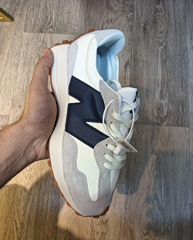 new balance shoes Availeble - 4