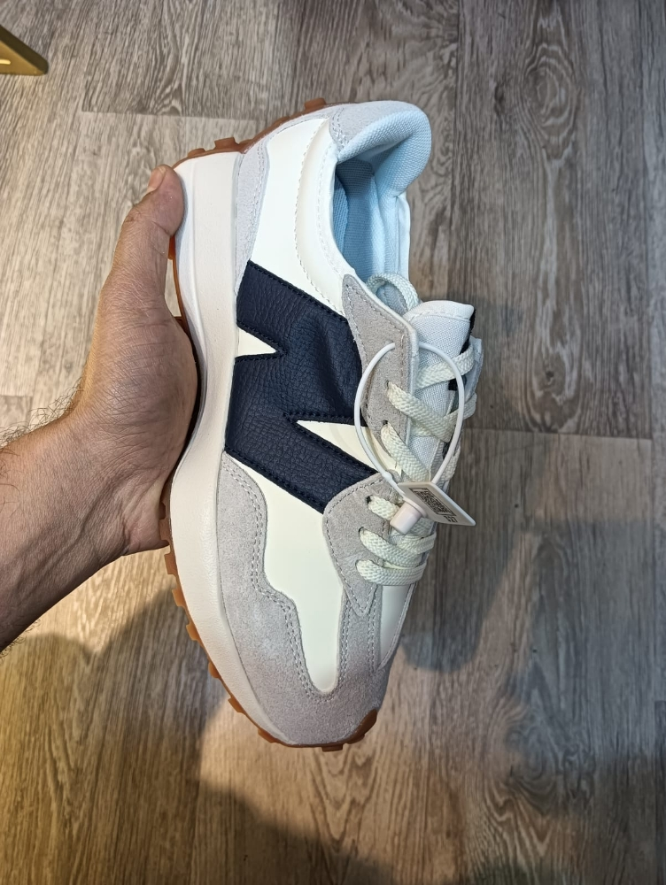 new balance shoes Availeble - 3