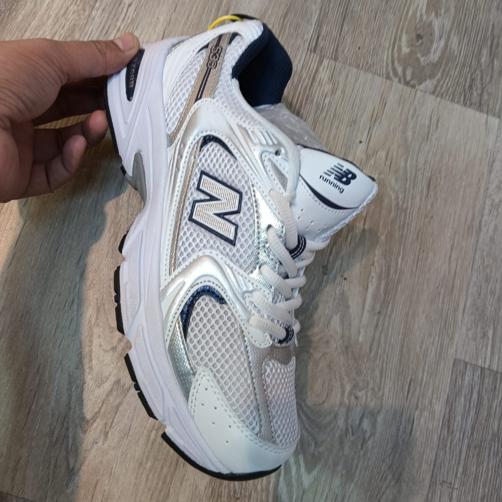 new balance shoes Availeble - 5