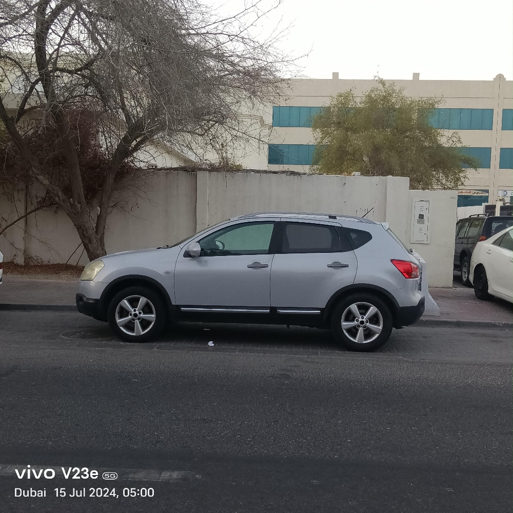 Nissan Qashqai - 1