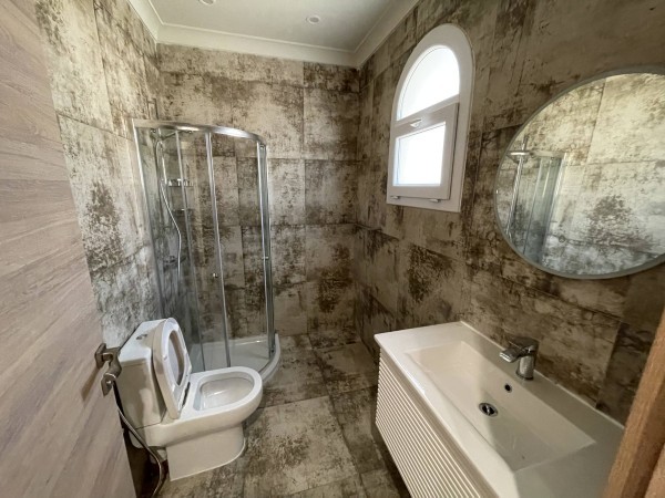 4 BHK Luxurious Villa for Rent - 7