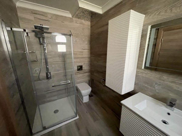 4 BHK Luxurious Villa for Rent - 3