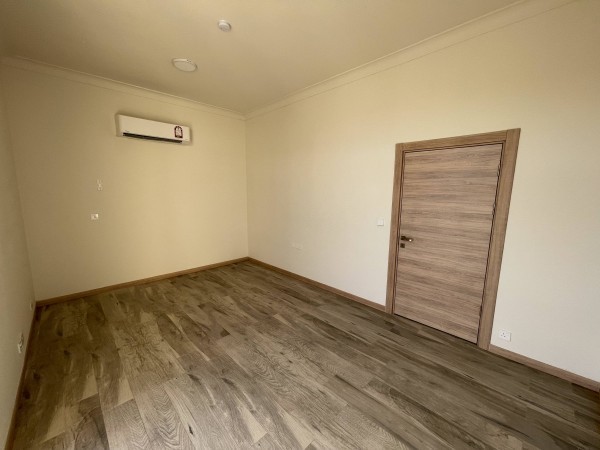 4 BHK Luxurious Villa for Rent - 5