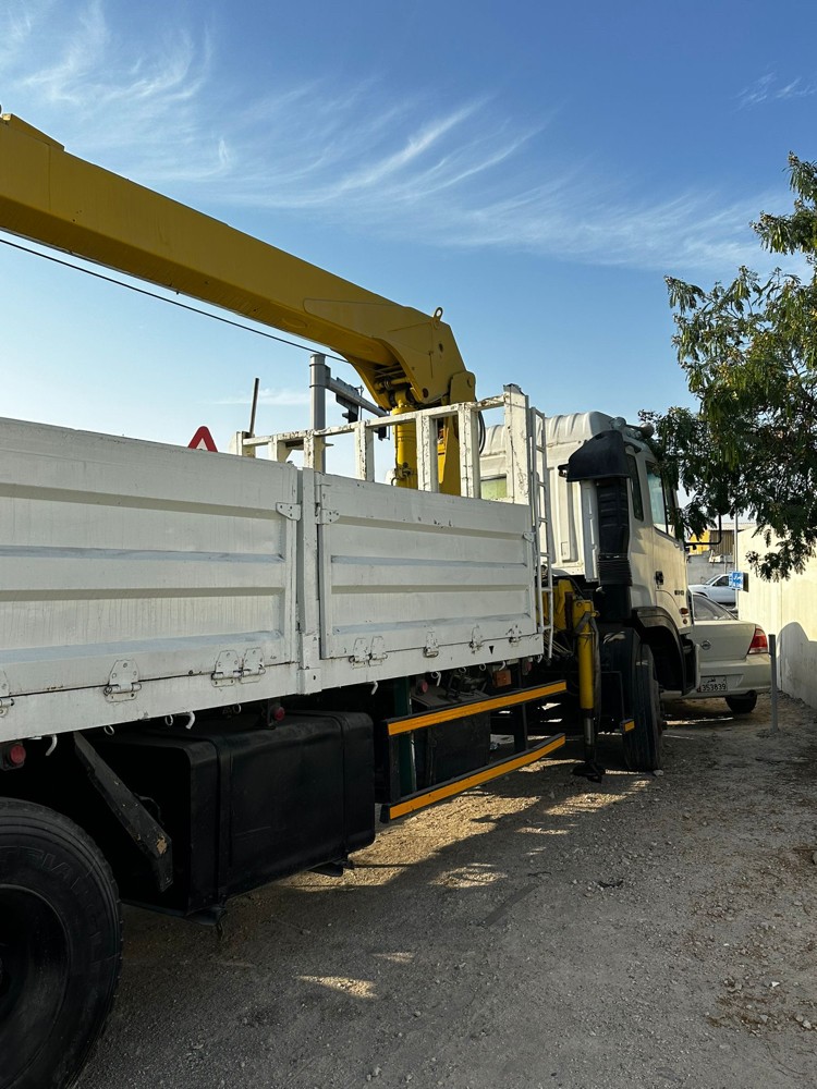 Boom Truck 10 ten model 2008 - 2