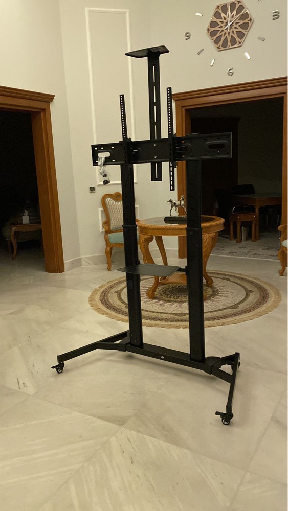 للتلفاز متطلبات موجوده بالكامل  - 1
