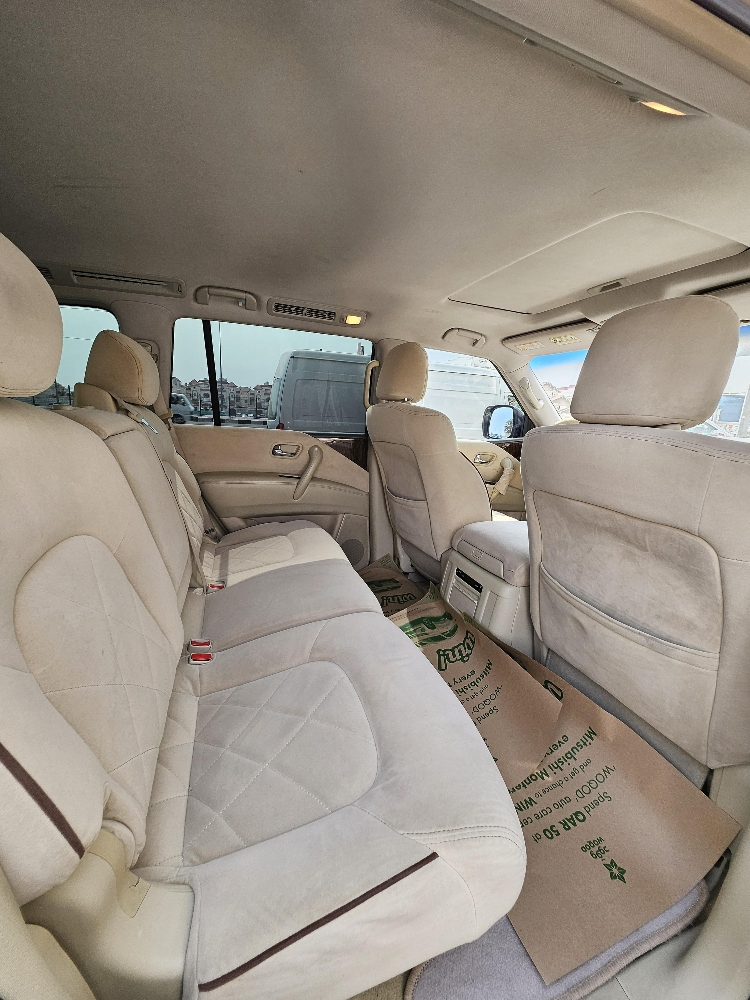 Nissan Patrol 2010 LE for sale - 7