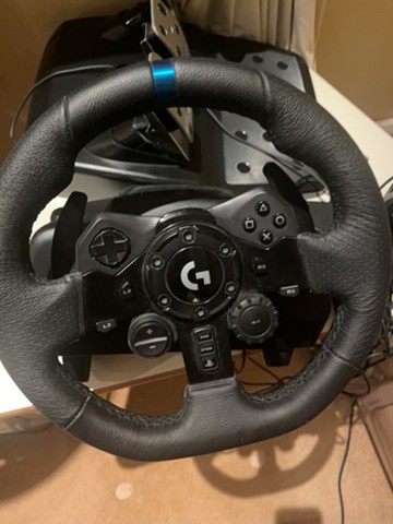 Logitech G29 steering wheel  - 4