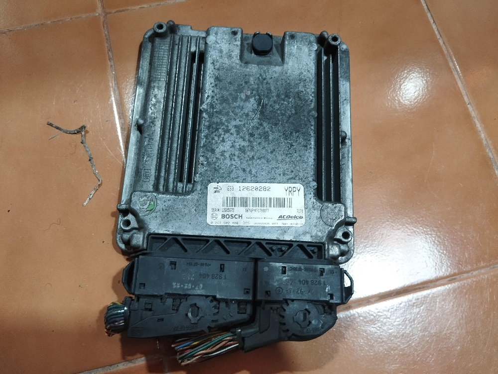 GMC , Cadillac , Chevrolet - 2