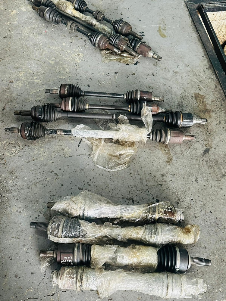 All kind of carparts with fitting - 2