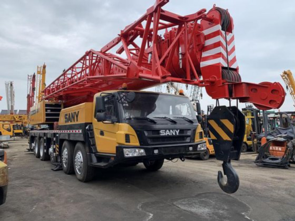 Crane for Rent - 1