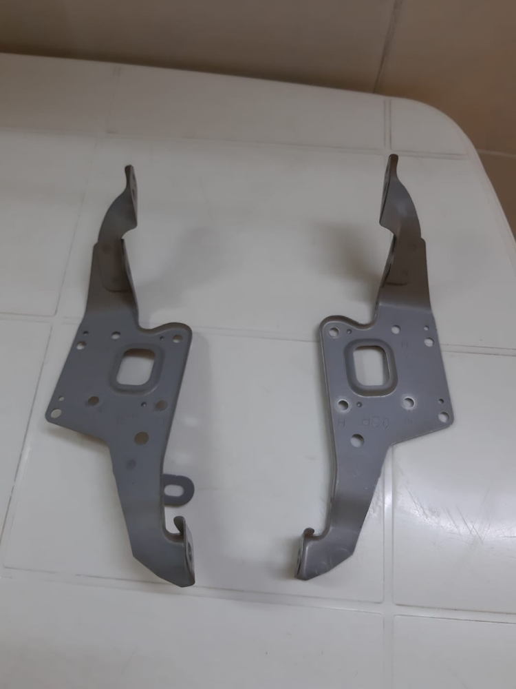 stereo bracket - 1