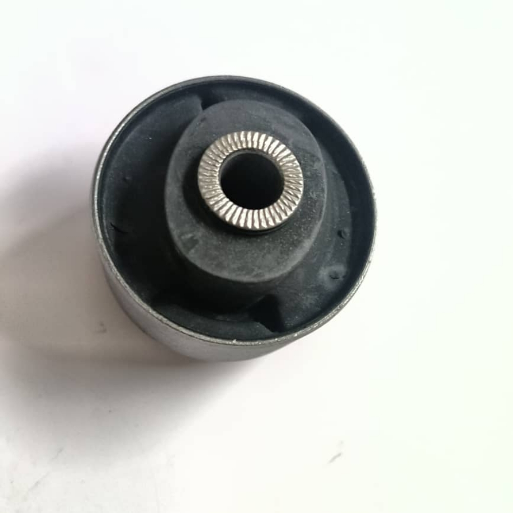 control arm bushing big - 3