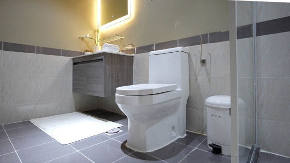Spacious 1bhk Apartment - 7