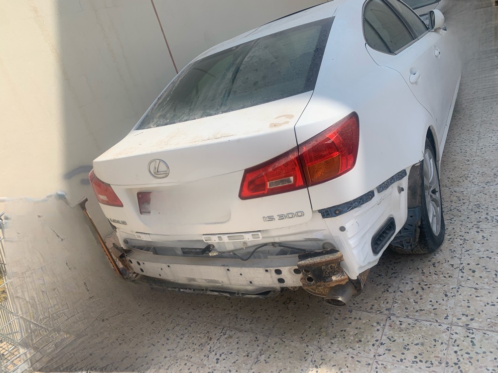 قطع غيار لكزس 2007اي اس 300 - 2