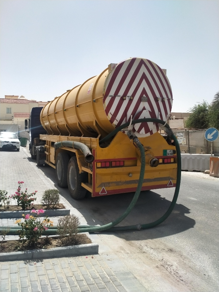 تسليك مجاري وتنظيف المناهل - 1