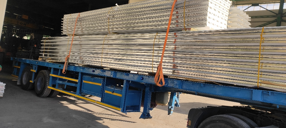 flat bed  trailer for rent - 3