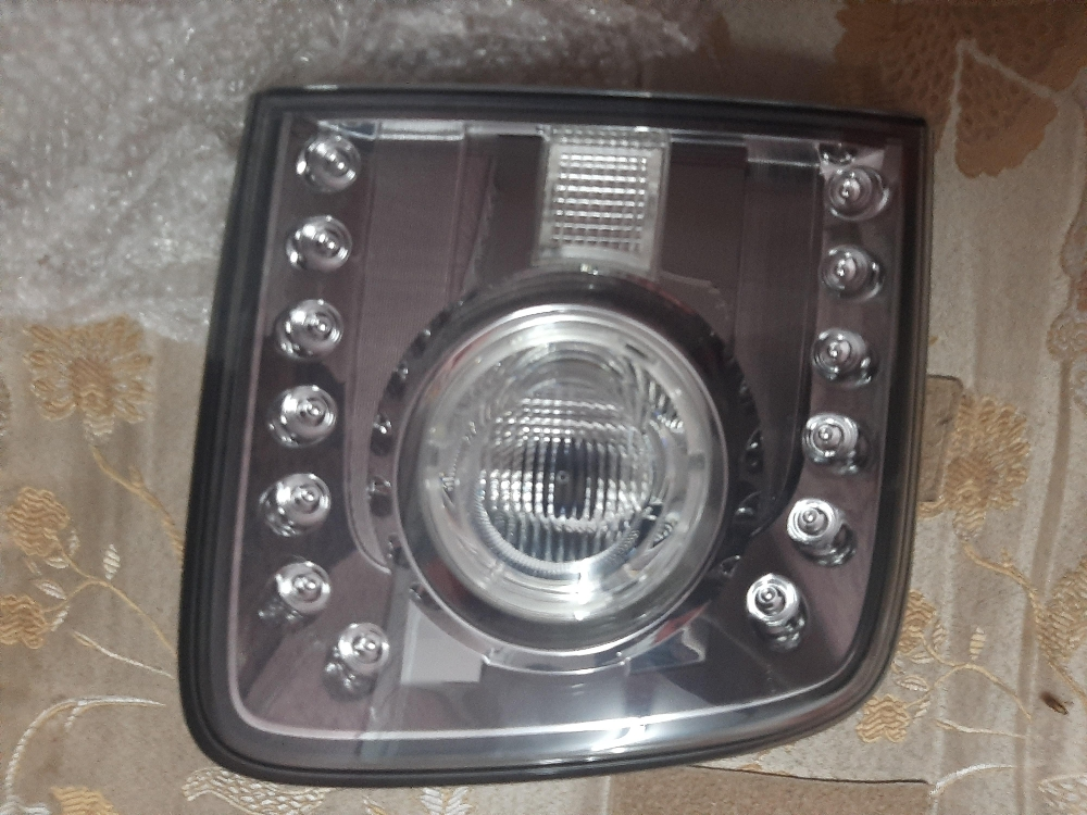 Nissan patrol tailight original - 2