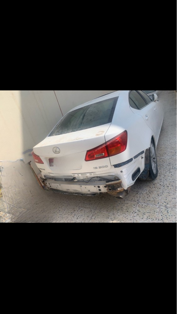 قطع غيار لكزس اي اس ٣٠٠  - 2