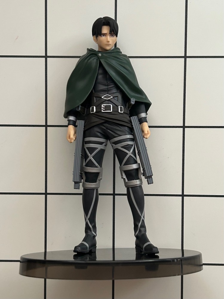 Attack on titan levi figure - 3