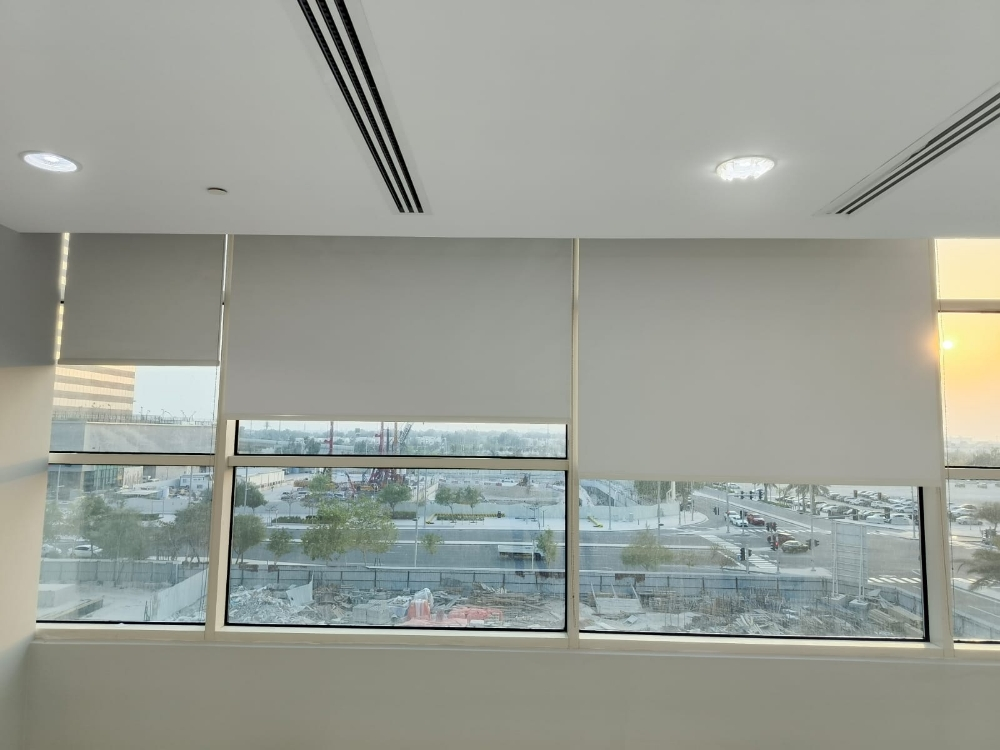 Blind rollar for office & home - 3