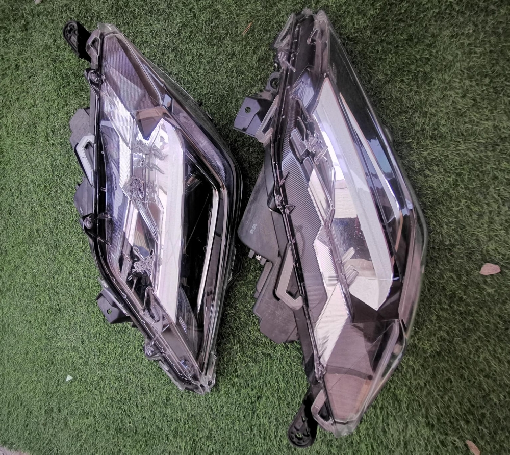 Yaris 2024 LED Original Headlamp - 2
