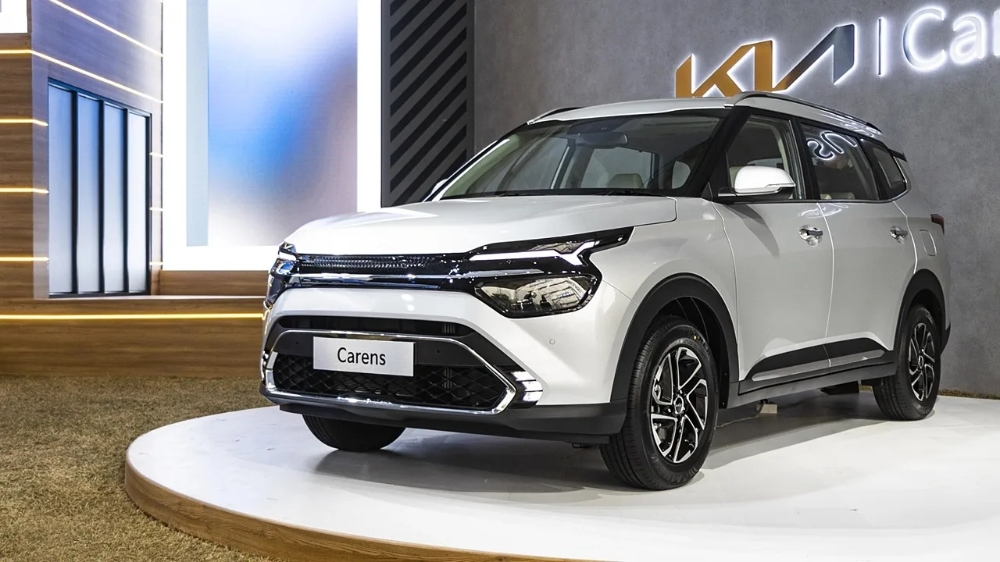 kia Csrens Full option 7 seats - 2