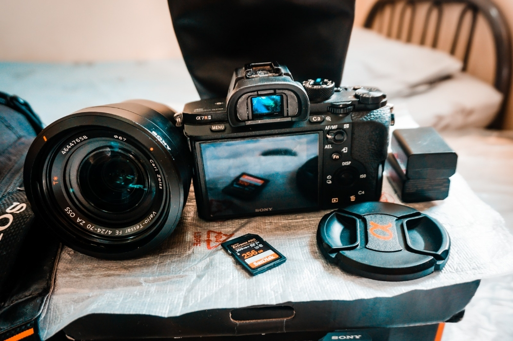 photographer and videographer - 1