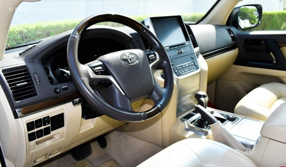 Q PRESTIGE VIP LIMOUSINE - 8
