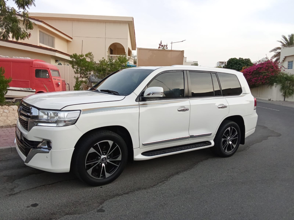 Q PRESTIGE VIP LIMOUSINE - 7