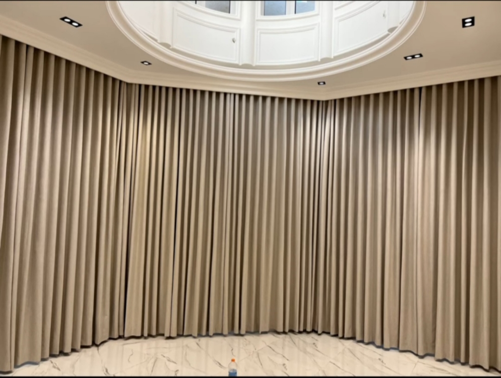 Sofa,curtains,barkiya & wallpaper - 11