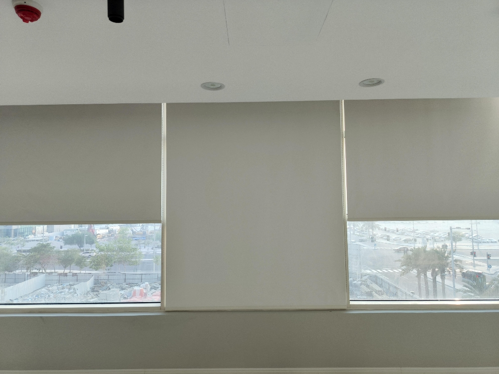 Curtains, sofa, carpet, parquet - 4