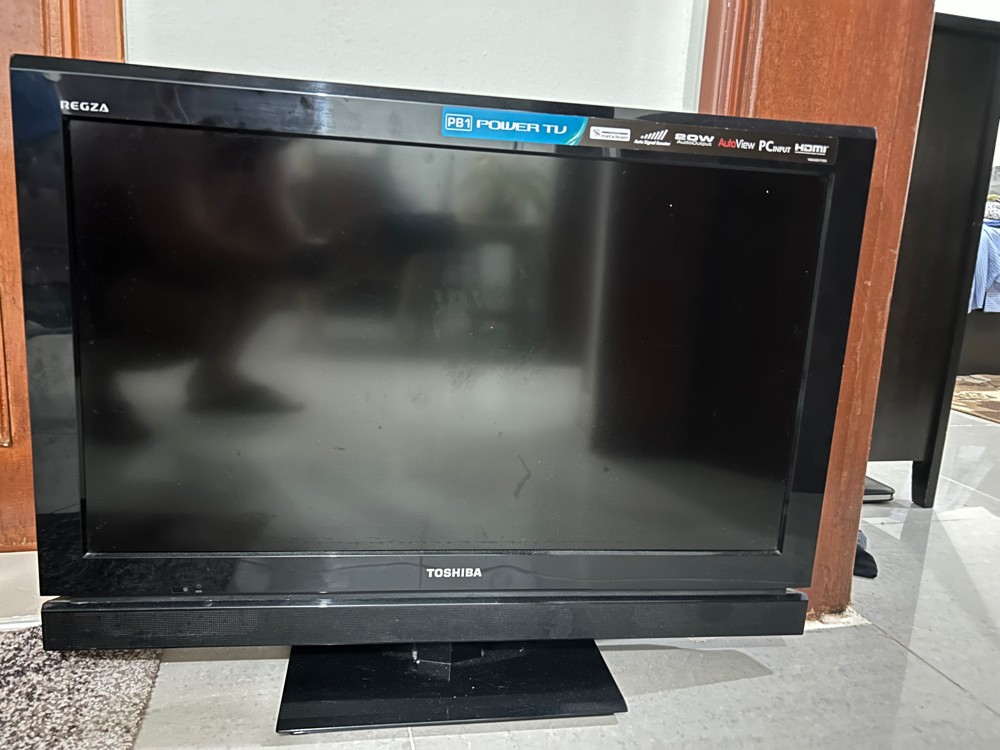 2 TV - 4