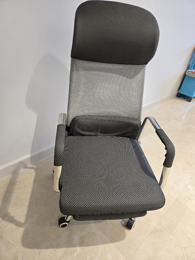 desk chair - 1