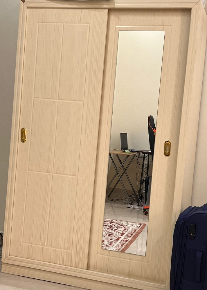 wardrobe 2 doors - 1