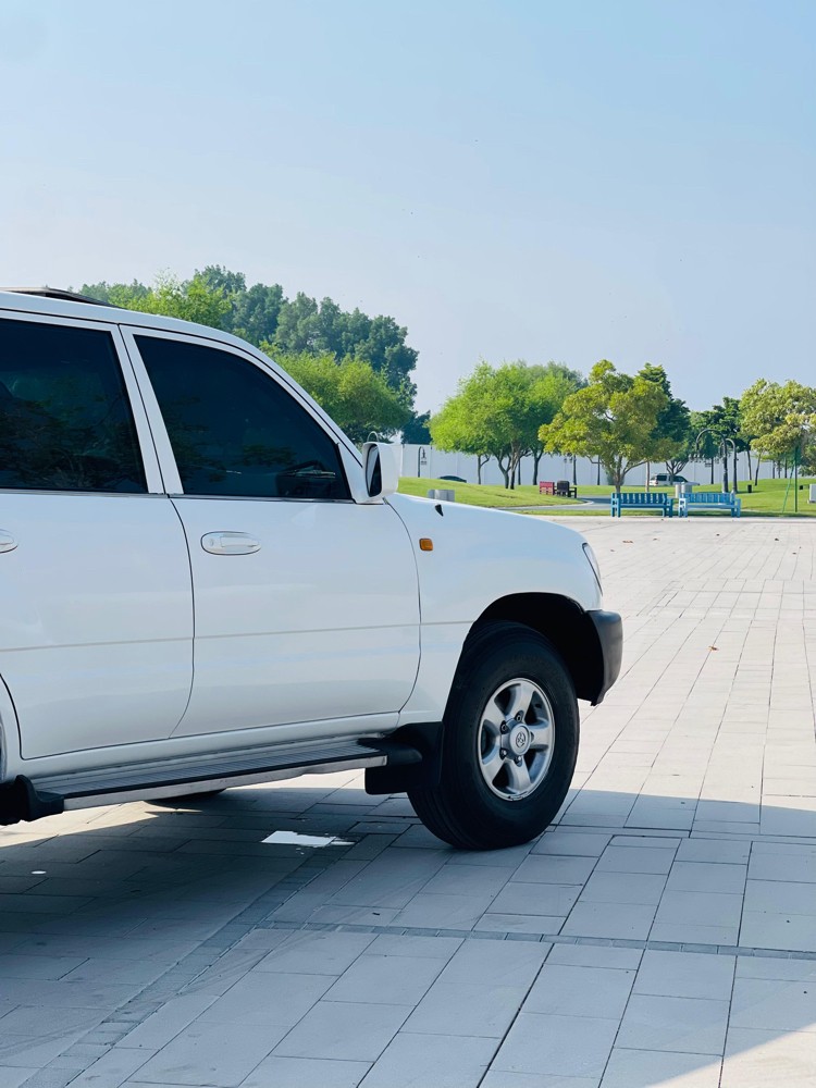 LAND CRUISER GX MANUAL 2003 - 10