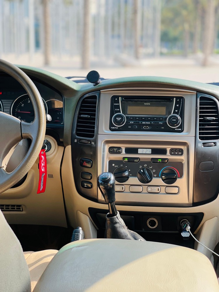 LAND CRUISER GX MANUAL 2003 - 4