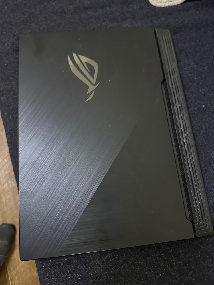 Asus Rog Strix G15 2020 - 2