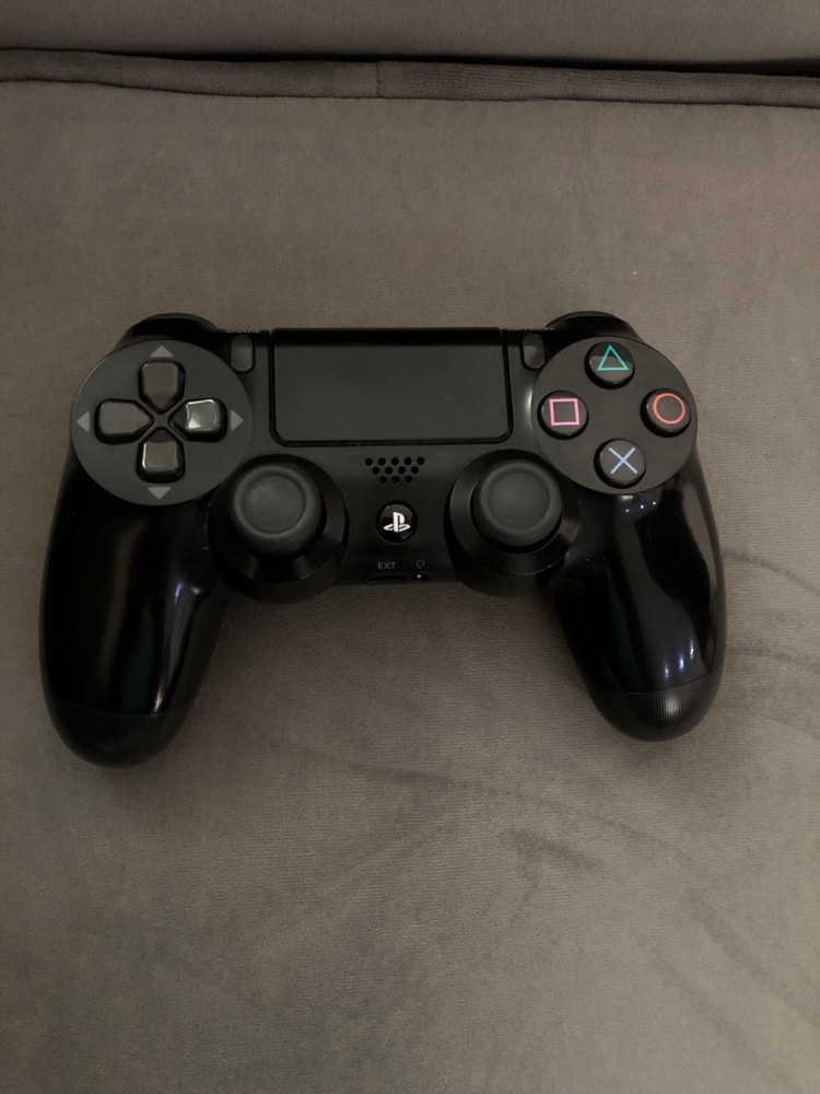 PS4 Duelshocks - 1