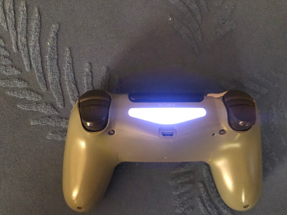 ps4 controller  - 3