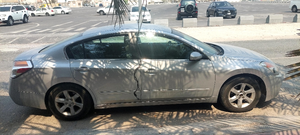 نيسان التيما بحالة ممتازة 9500 ري - 4