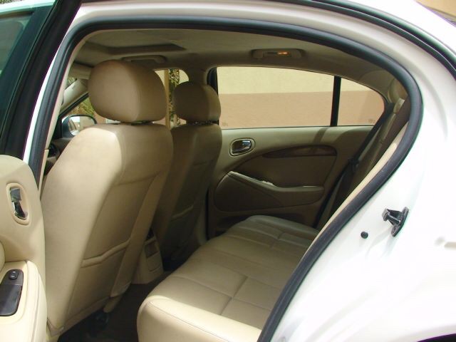 2006 Jaguar S-Type - 2