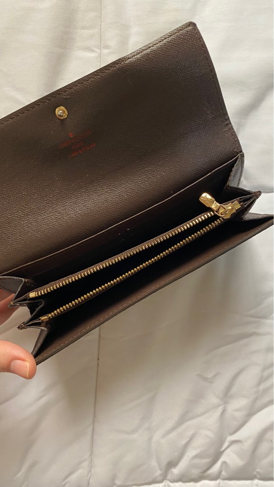 LV wallet - 1