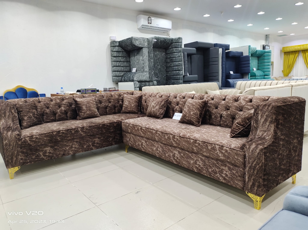 new sofa making & fabric changes - 4