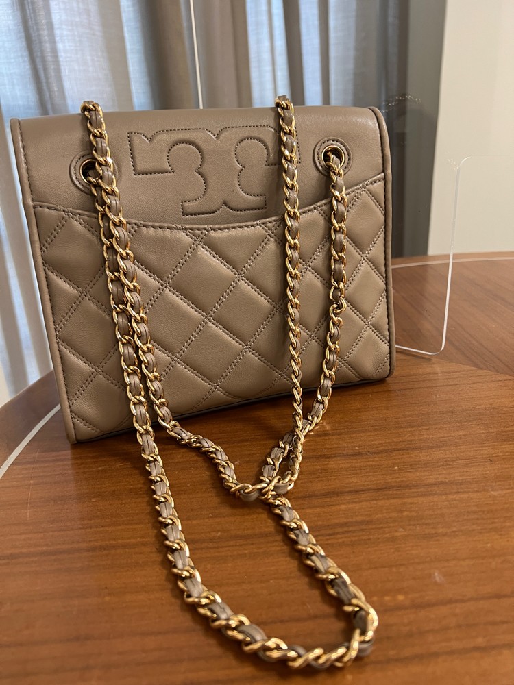 Tory Burch - 4
