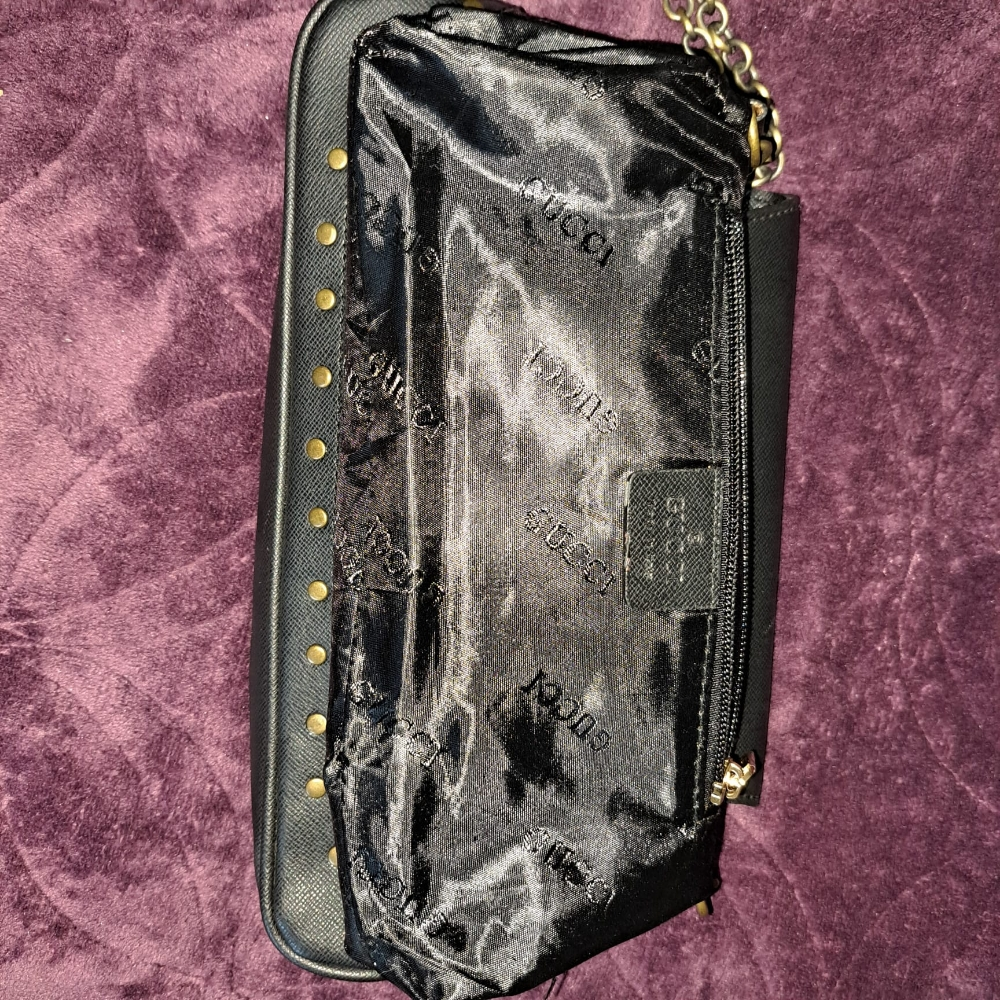 GUCCI bag used only one time - 2